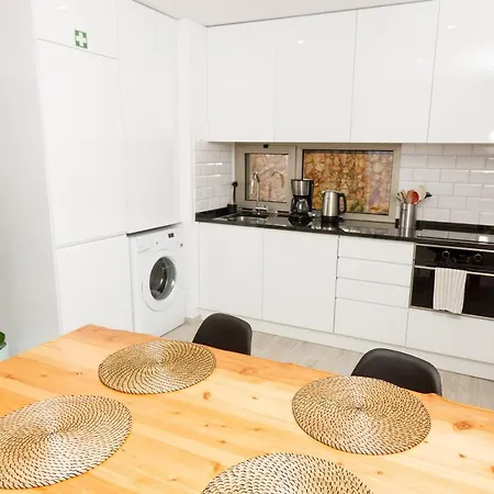 Surf Lägenhetshotell 4*