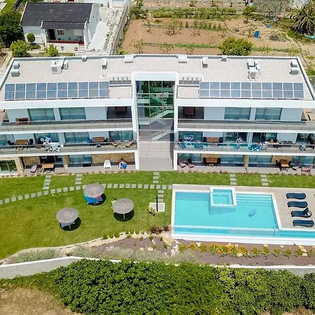 Surf Lägenhetshotell Ericeira