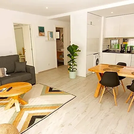 Aparthotel Surf 4*