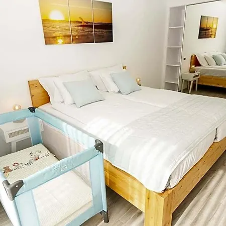 Surf Aparthotel